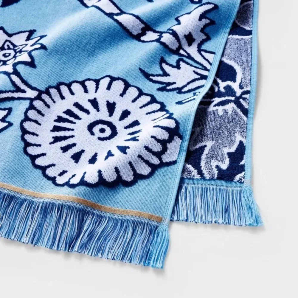 Roller Rabbit‎ x Target Blue Floral Vines Fringe Beach Towel BRAND NEW